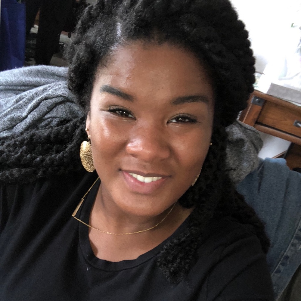 Meet your Posher, Nicole